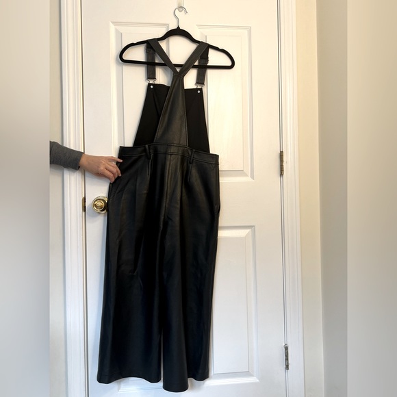 Leather jumpsuit , black , bcbg - Picture 2 of 2